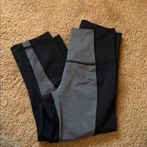 Lulu Capri leggings